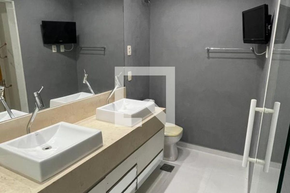 Casa, 3 quartos, 308 m² - Foto 35