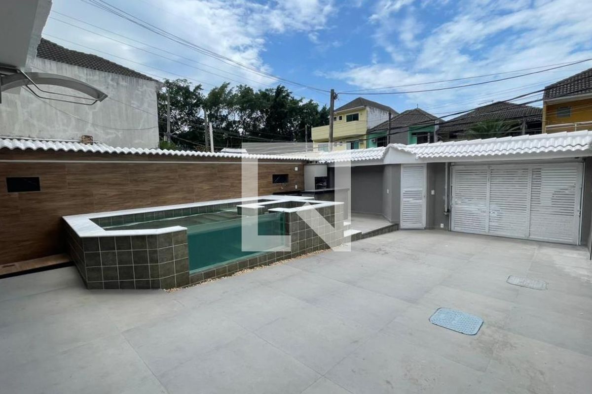 Casa, 3 quartos, 308 m² - Foto 47