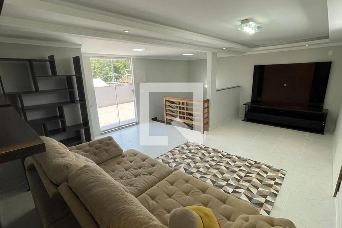 Casa, 3 quartos, 308 m² - Foto 3