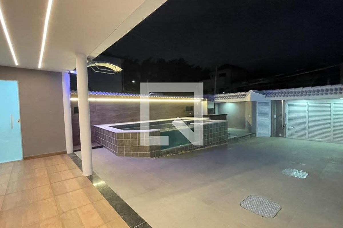 Casa, 3 quartos, 308 m² - Foto 44