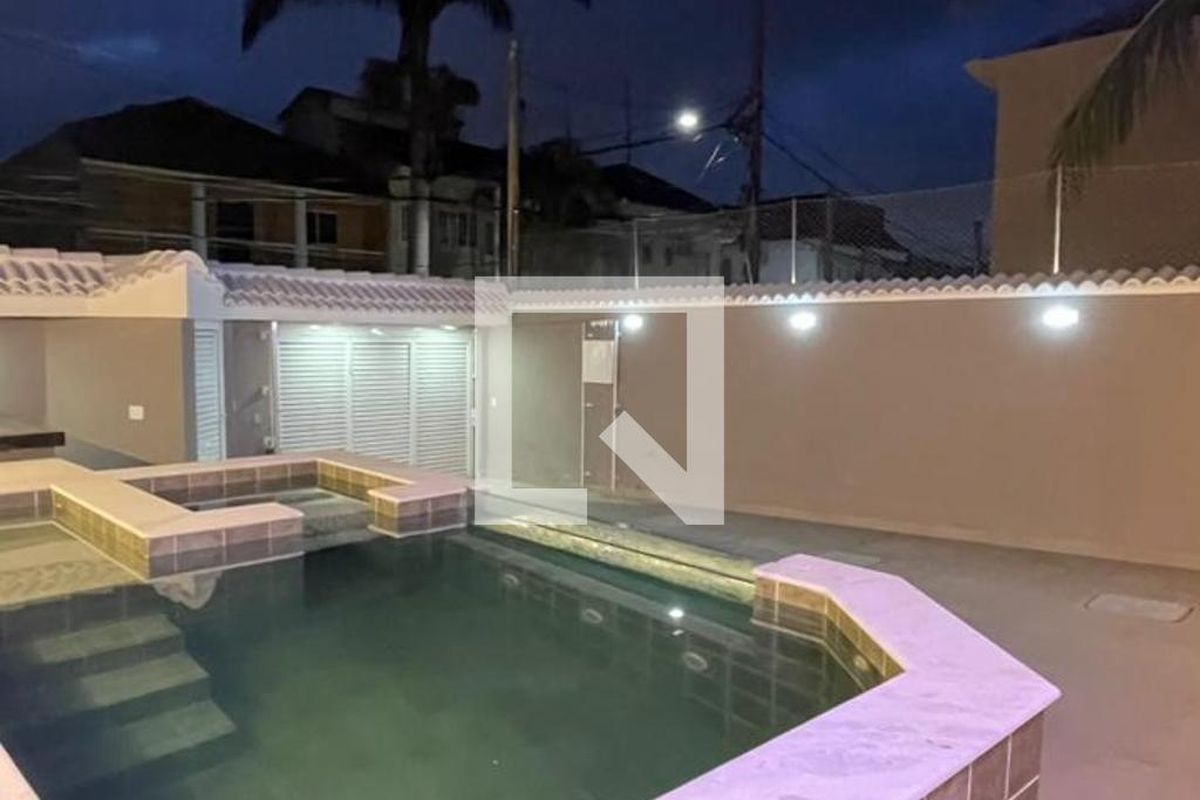 Casa, 3 quartos, 308 m² - Foto 41