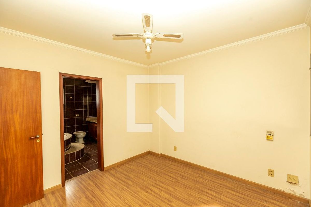 Apartamento à Venda - Centro, 4 Quartos,  284 m2 em , Campinas - sp | SoloBR
