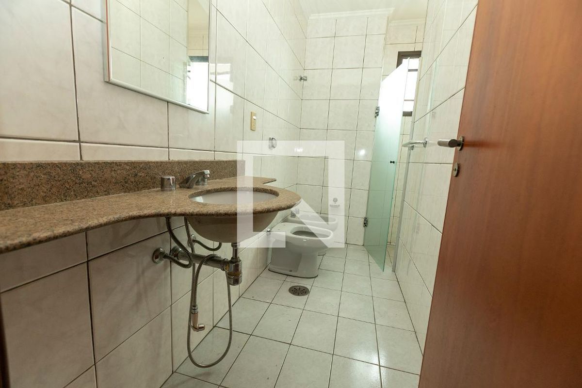 Apartamento à Venda - Centro, 4 Quartos,  284 m2 em , Campinas - sp | SoloBR