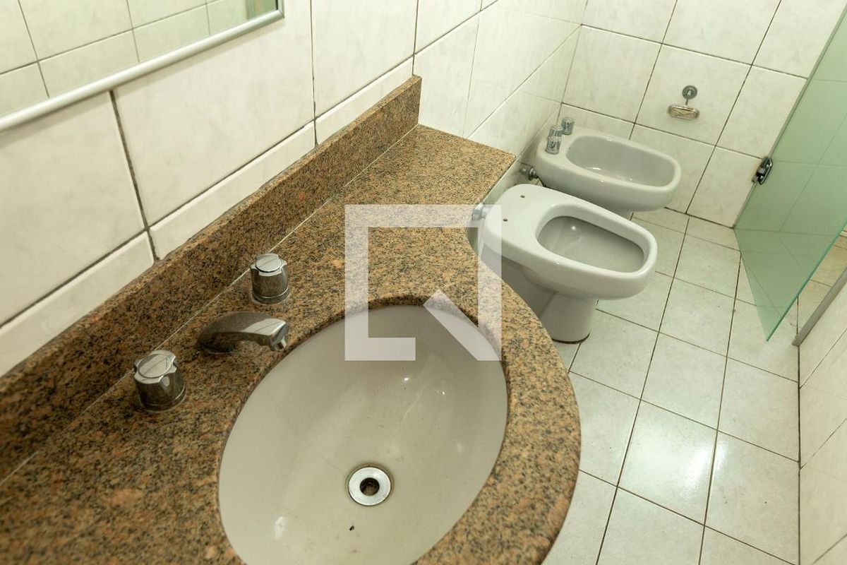 Apartamento à Venda - Centro, 4 Quartos,  284 m2 em , Campinas - sp | SoloBR