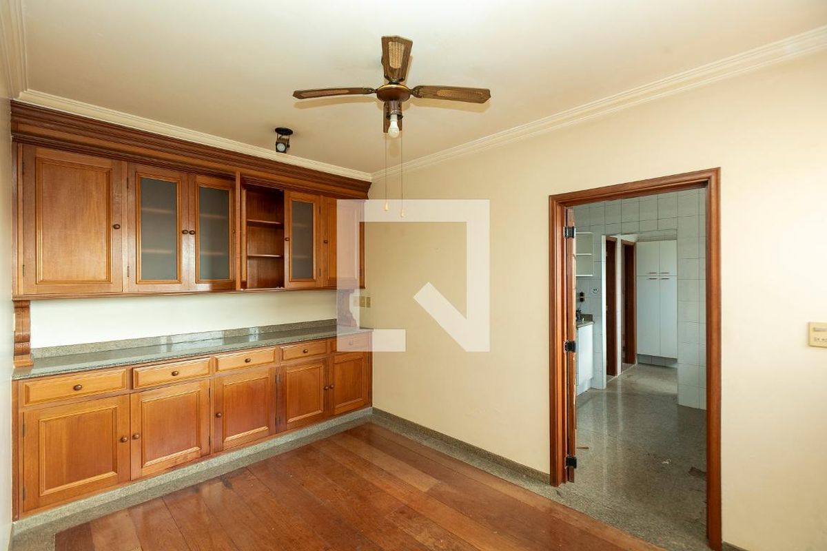 Apartamento à Venda - Centro, 4 Quartos,  284 m2 em , Campinas - sp | SoloBR