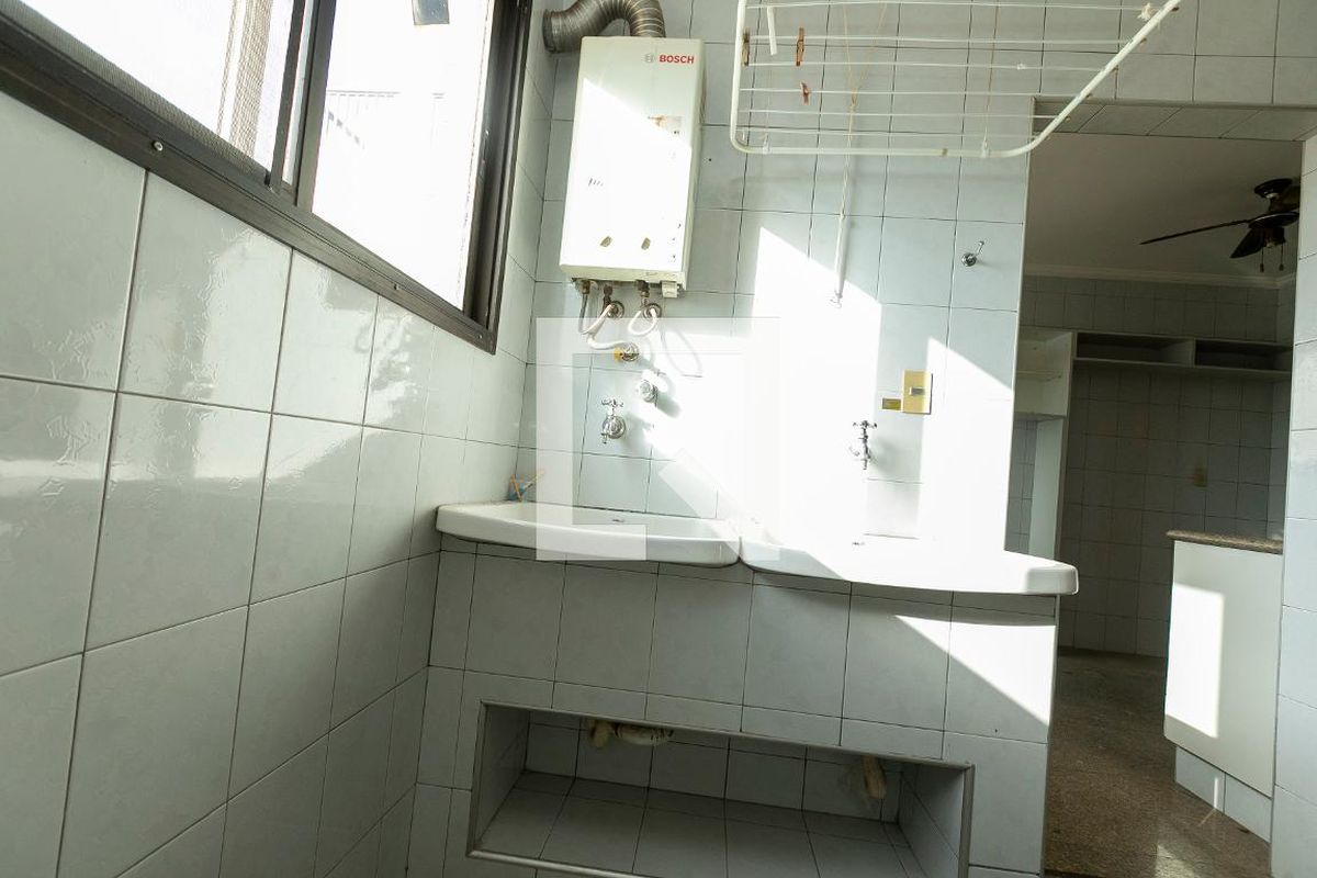 Apartamento à Venda - Centro, 4 Quartos,  284 m2 em , Campinas - sp | SoloBR