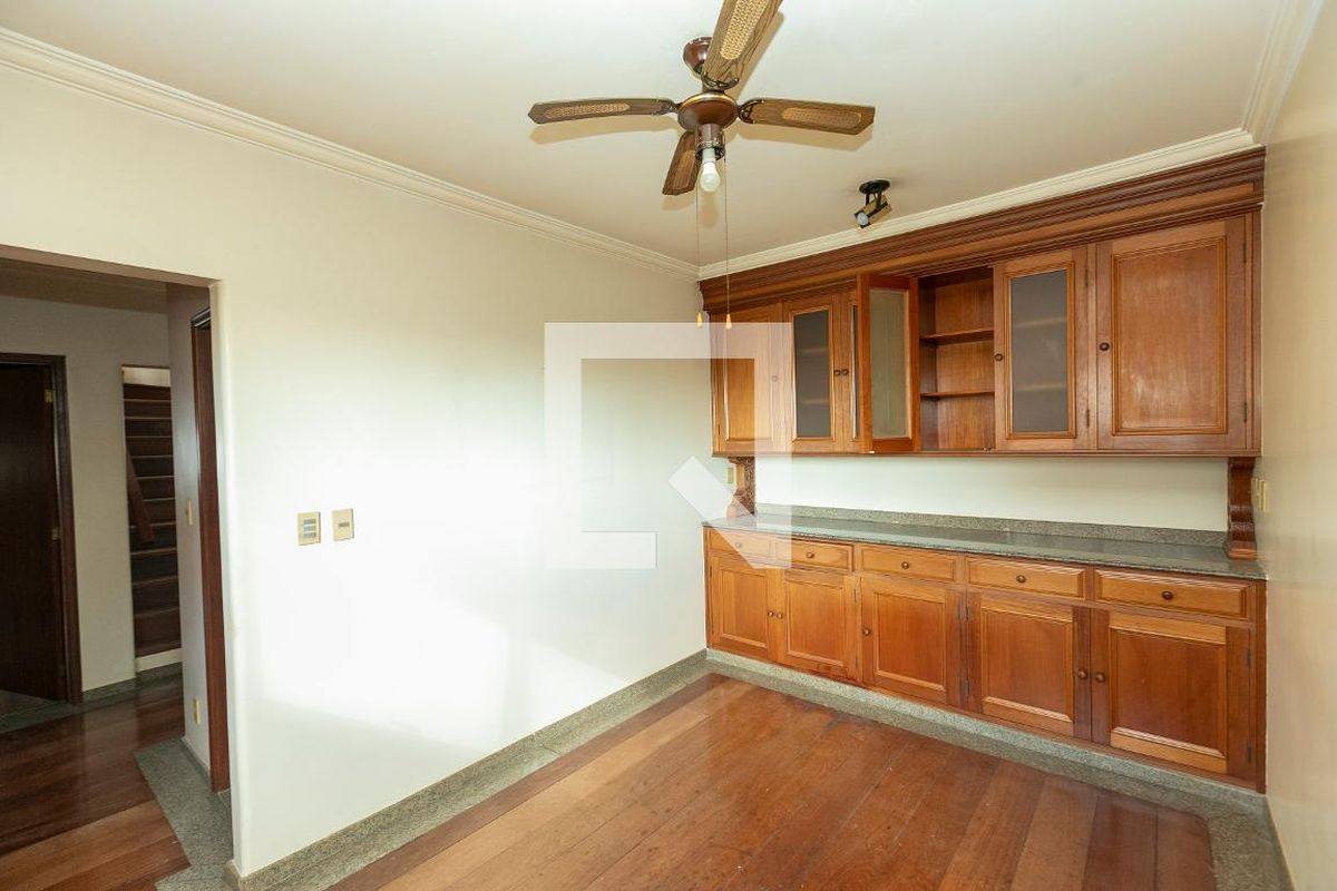 Apartamento à Venda - Centro, 4 Quartos,  284 m2 em , Campinas - sp | SoloBR
