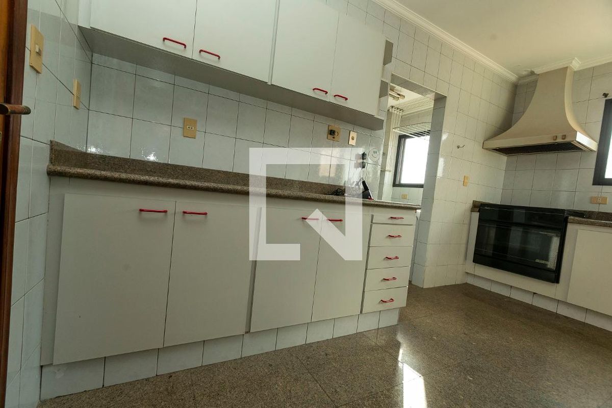 Apartamento à Venda - Centro, 4 Quartos,  284 m2 em , Campinas - sp | SoloBR