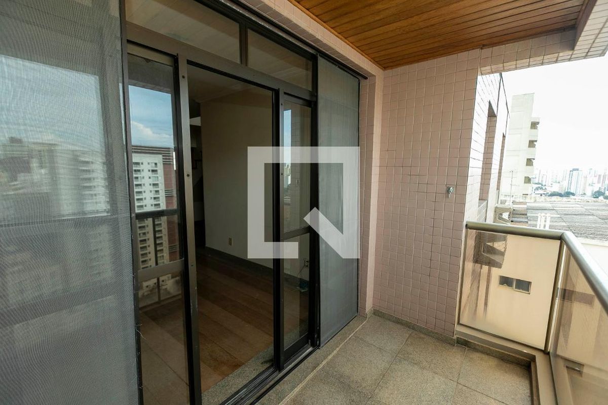 Apartamento à Venda - Centro, 4 Quartos,  284 m2 em , Campinas - sp | SoloBR
