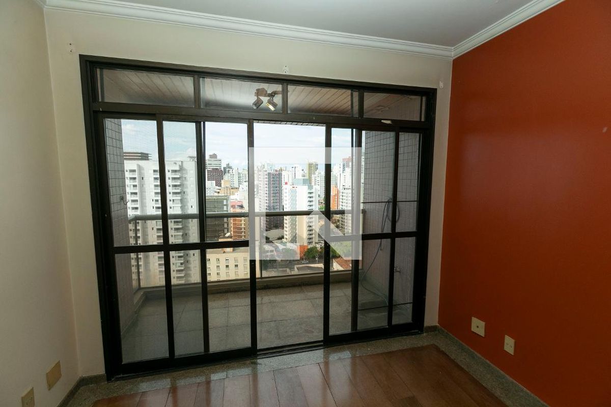 Apartamento à Venda - Centro, 4 Quartos,  284 m2 em , Campinas - sp | SoloBR