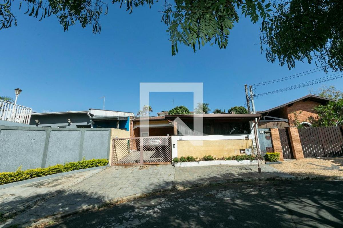 Casa à Venda - Jardim Santana, 3 Quartos,  250 m2 em , Campinas - sp | SoloBR
