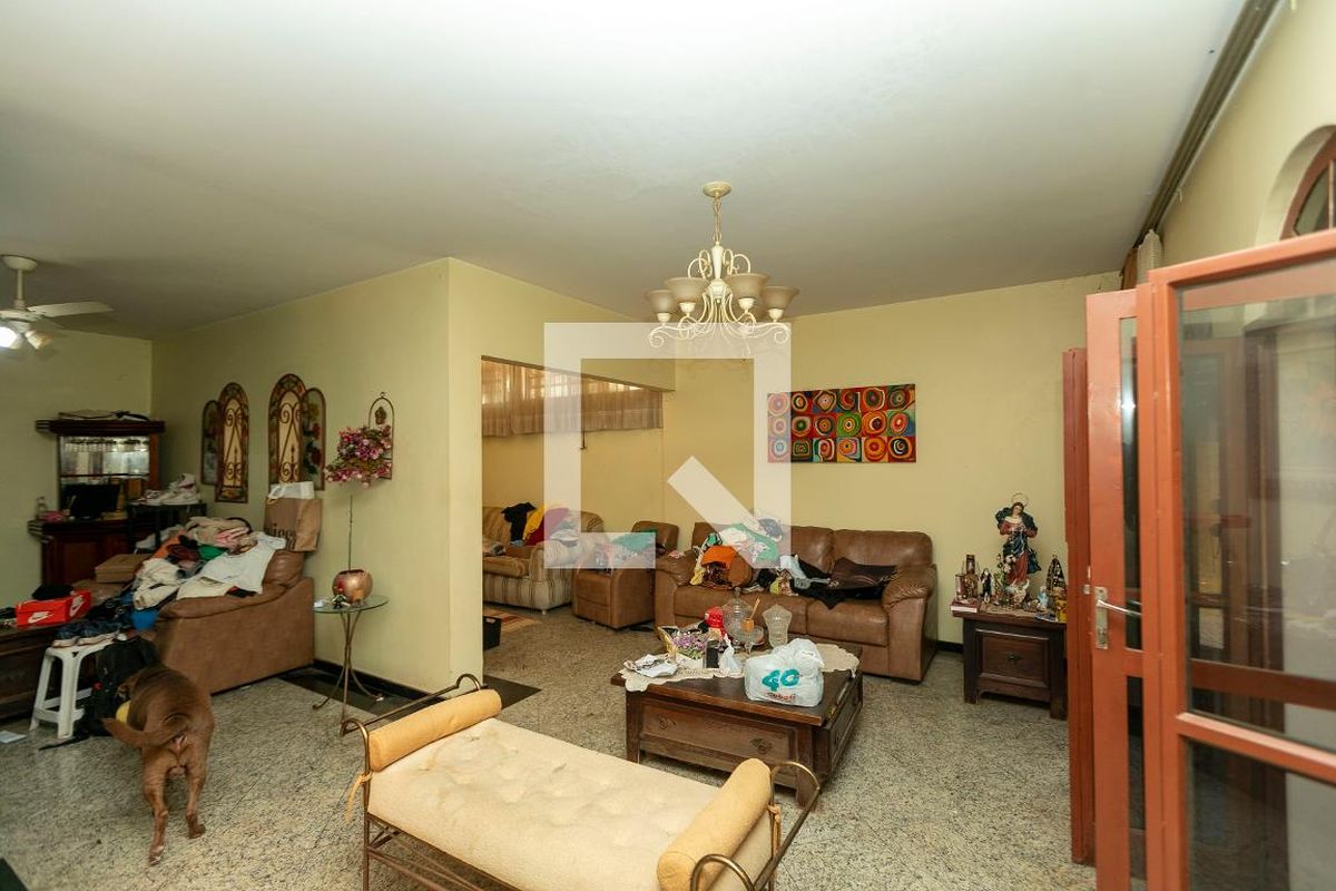 Casa à Venda - Jardim Santana, 3 Quartos,  250 m2 em , Campinas - sp | SoloBR