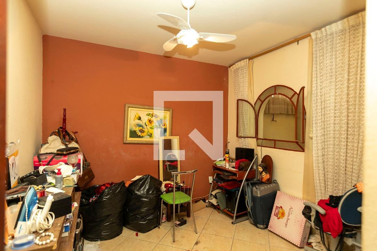 Casa à Venda - Jardim Santana, 3 Quartos,  250 m2 em , Campinas - sp | SoloBR