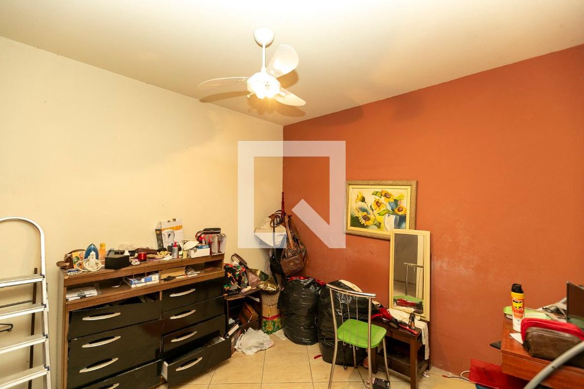Casa à Venda - Jardim Santana, 3 Quartos,  250 m2 em , Campinas - sp | SoloBR