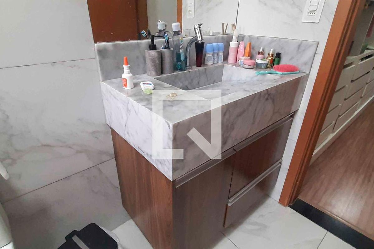 Casa, 4 quartos, 250 m² - Foto 31