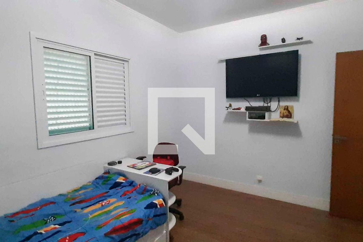 Casa, 4 quartos, 250 m² - Foto 43