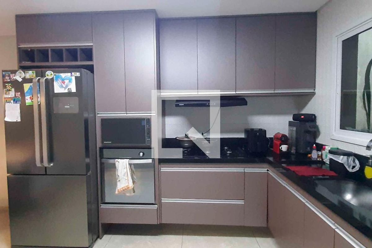 Casa, 4 quartos, 250 m² - Foto 60