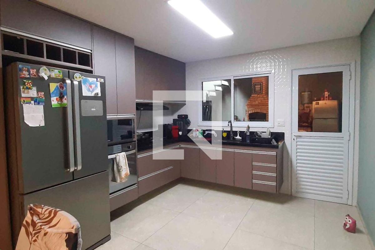 Casa, 4 quartos, 250 m² - Foto 59