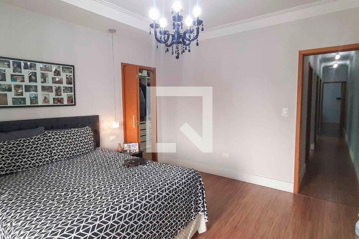 Casa, 4 quartos, 250 m² - Foto 14
