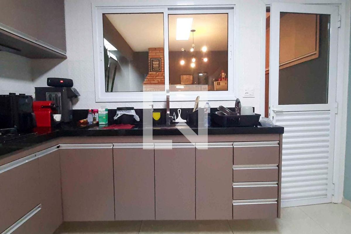 Casa, 4 quartos, 250 m² - Foto 62