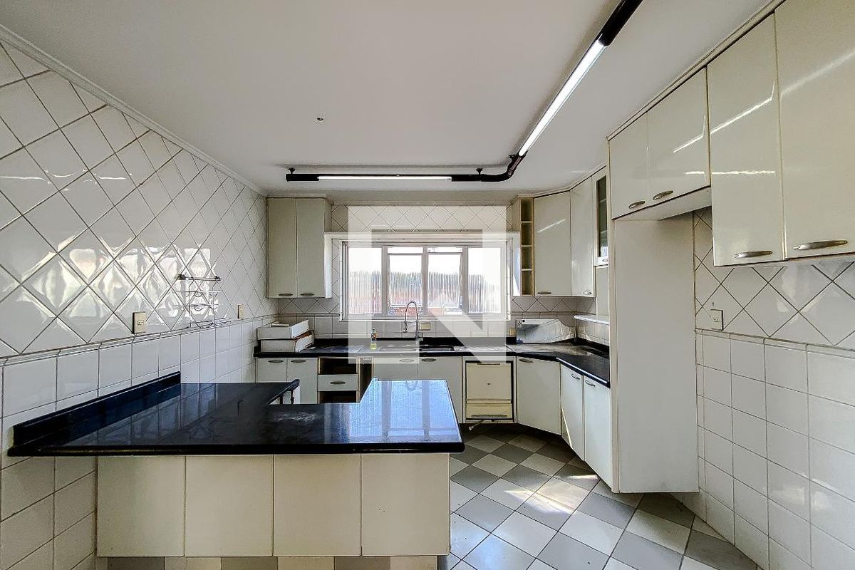 Casa, 4 quartos, 257 m² - Foto 49