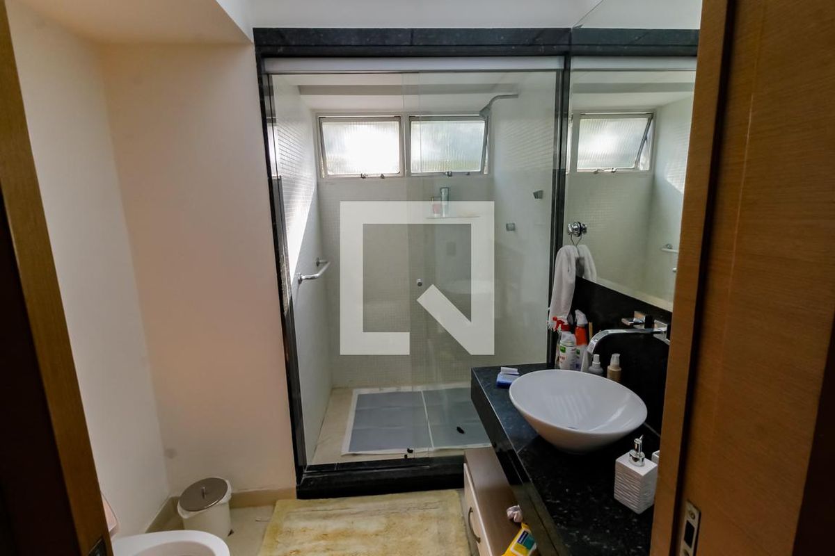 Apartamento, 3 quartos, 200 m² - Foto 12