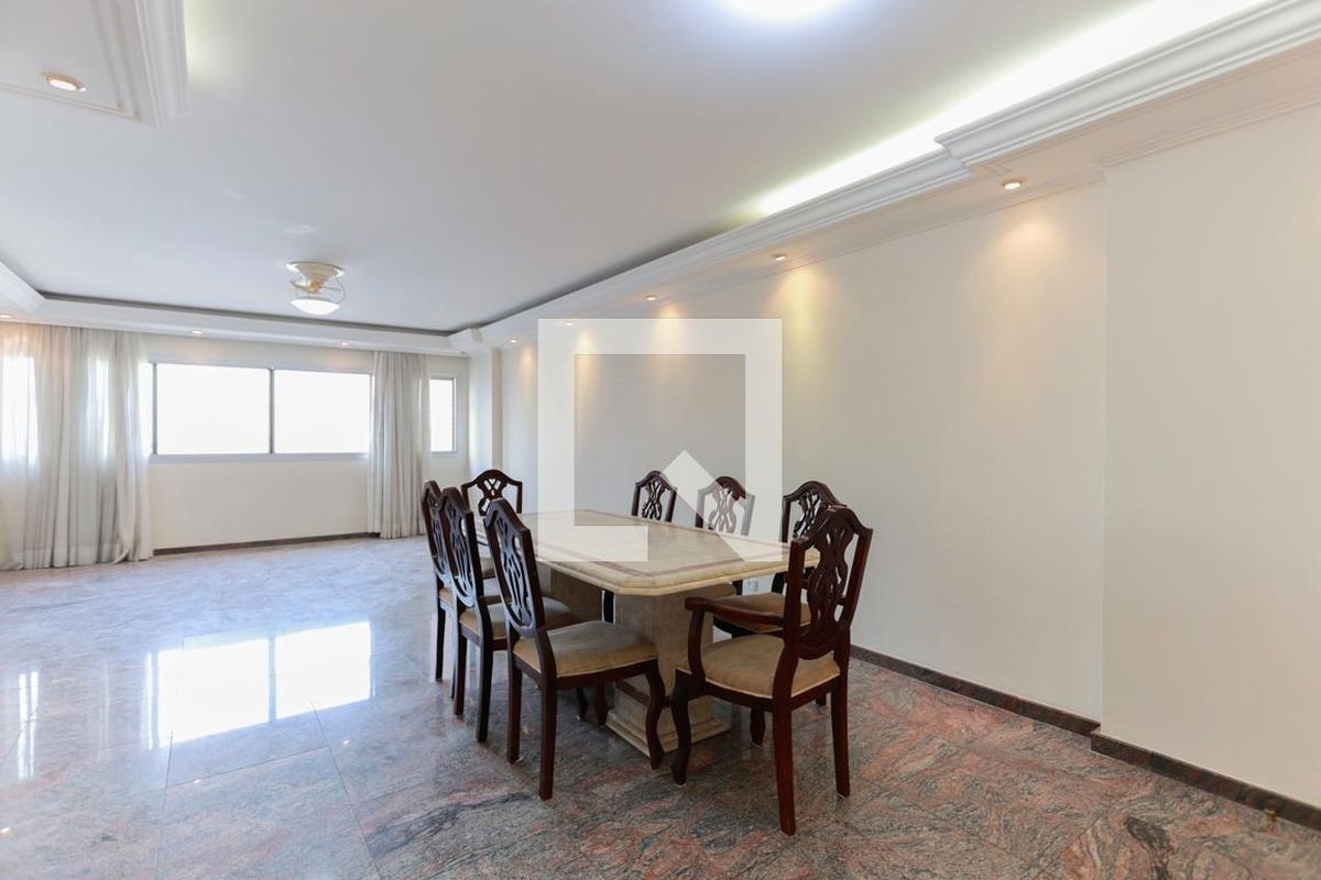 Apartamento, 3 quartos, 140 m² - Foto 2