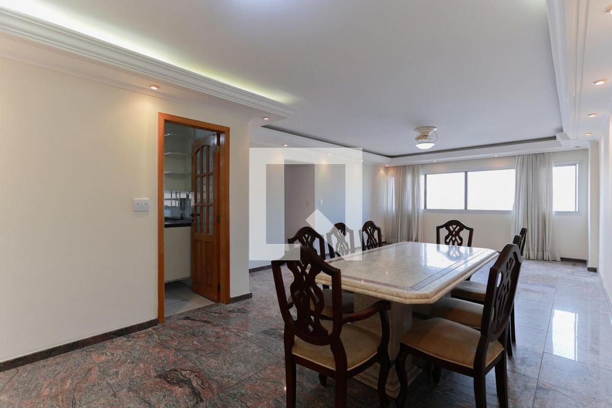Apartamento, 3 quartos, 140 m² - Foto 1