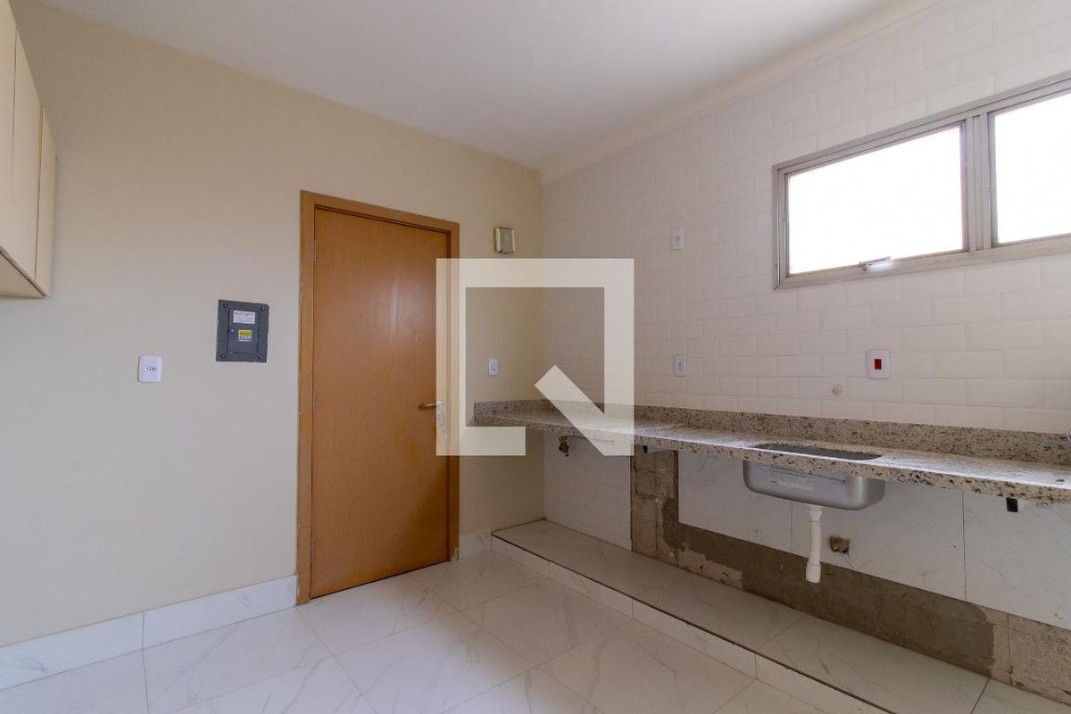 Apartamento à Venda - Centro, 2 Quartos,  100 m2 em , Campinas - sp | SoloBR