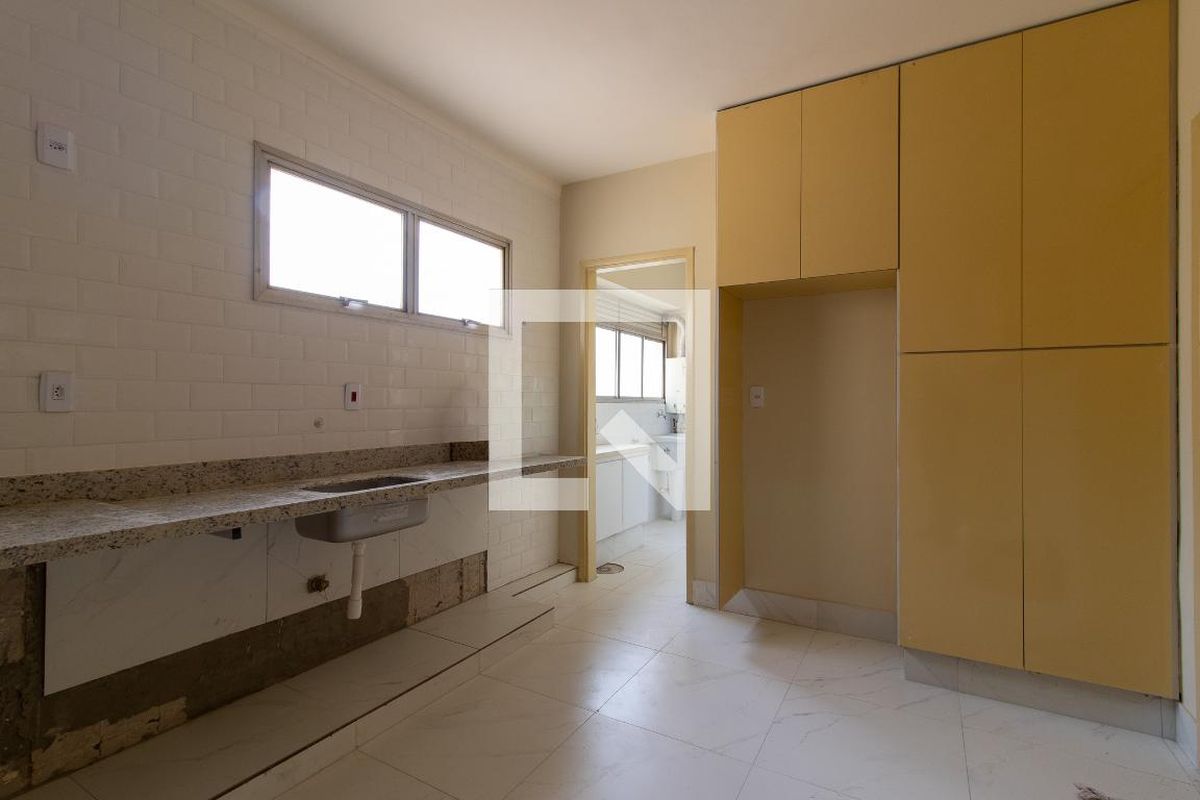 Apartamento à Venda - Centro, 2 Quartos,  100 m2 em , Campinas - sp | SoloBR