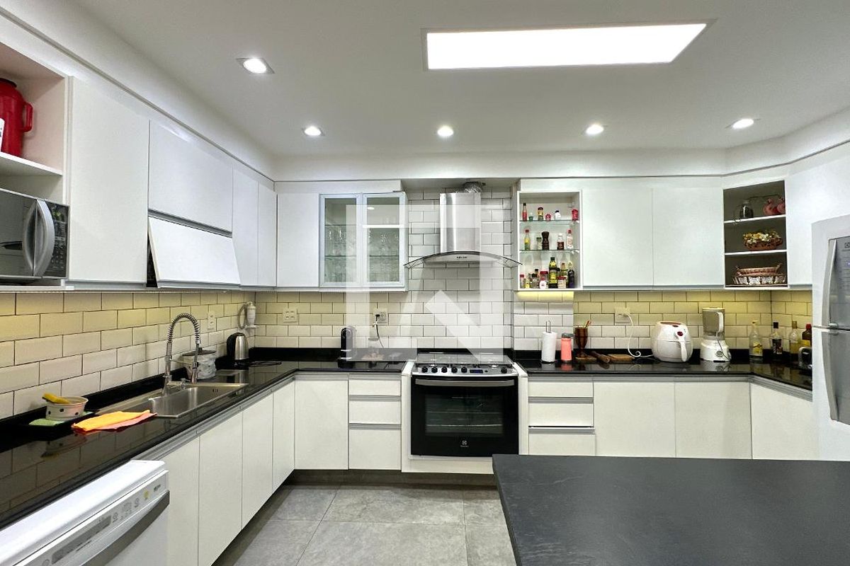 Apartamento, 4 quartos, 200 m² - Foto 38
