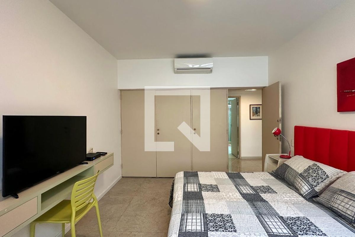 Apartamento, 4 quartos, 200 m² - Foto 19