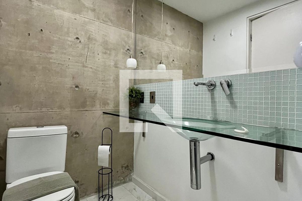 Apartamento à Venda - Cambuí, 1 Quarto,  70 m2 em , Campinas - sp | SoloBR