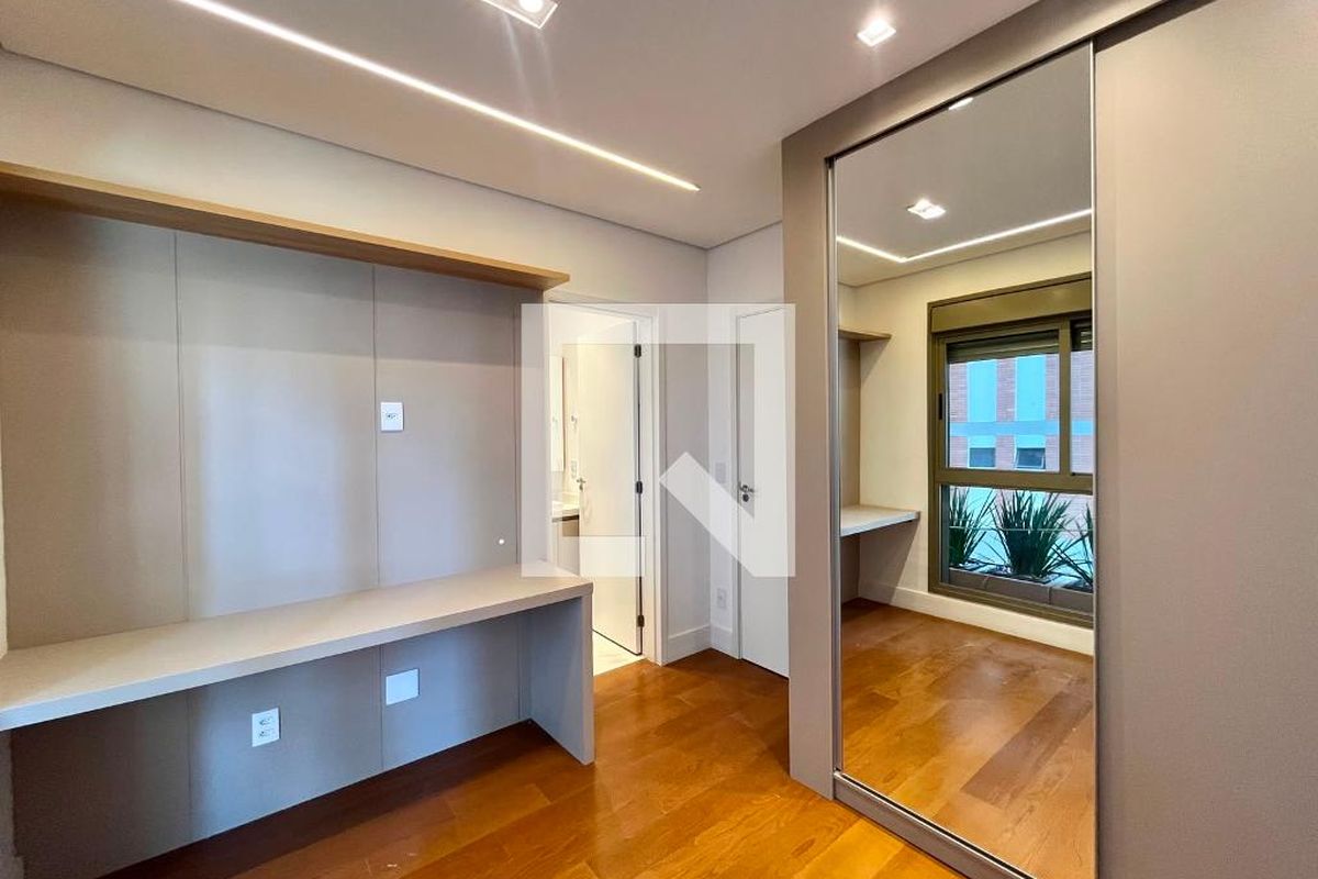 Apartamento à Venda - Cambuí, 3 Quartos,  156 m2 em , Campinas - sp | SoloBR