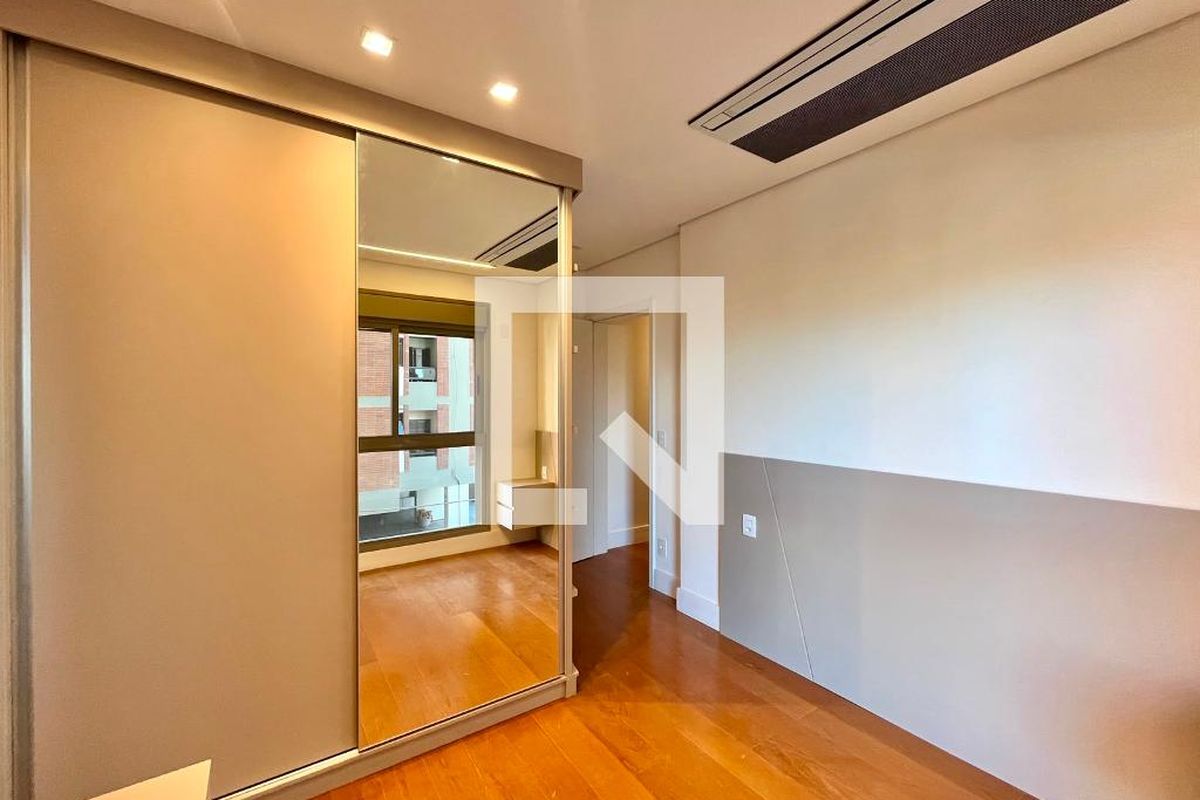 Apartamento à Venda - Cambuí, 3 Quartos,  156 m2 em , Campinas - sp | SoloBR