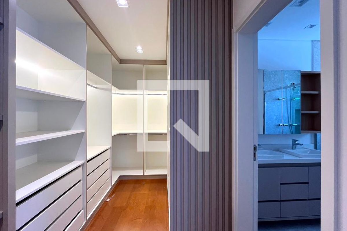 Apartamento à Venda - Cambuí, 3 Quartos,  156 m2 em , Campinas - sp | SoloBR