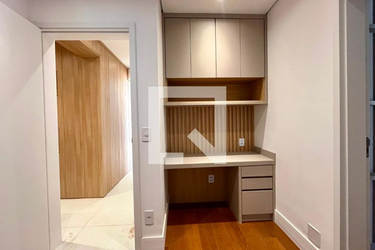 Apartamento à Venda - Cambuí, 3 Quartos,  156 m2 em , Campinas - sp | SoloBR