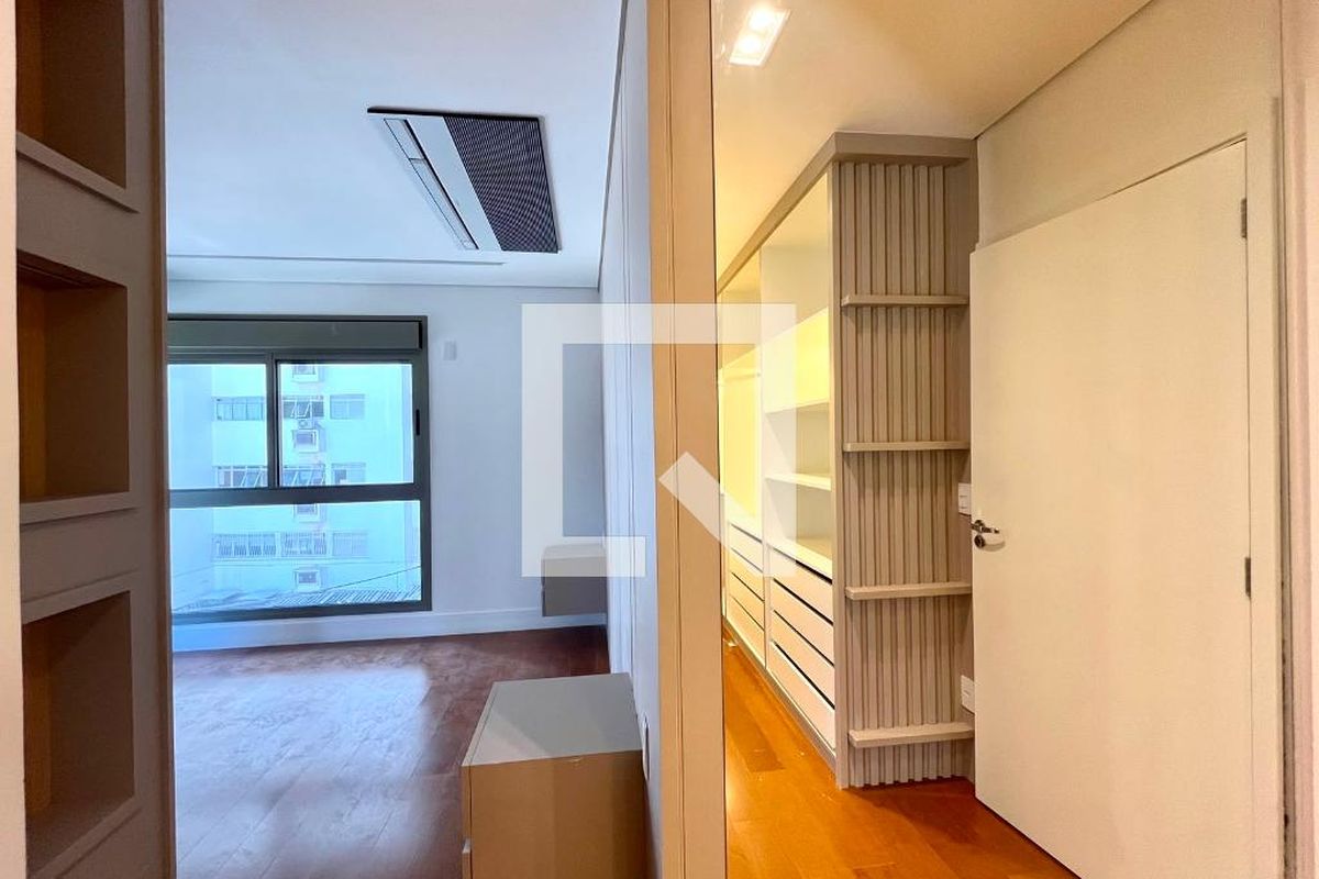 Apartamento à Venda - Cambuí, 3 Quartos,  156 m2 em , Campinas - sp | SoloBR