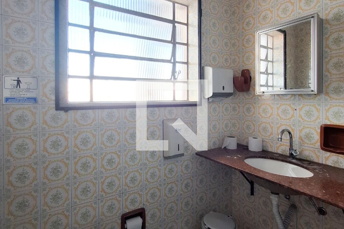 Casa, 3 quartos, 247 m² - Foto 13
