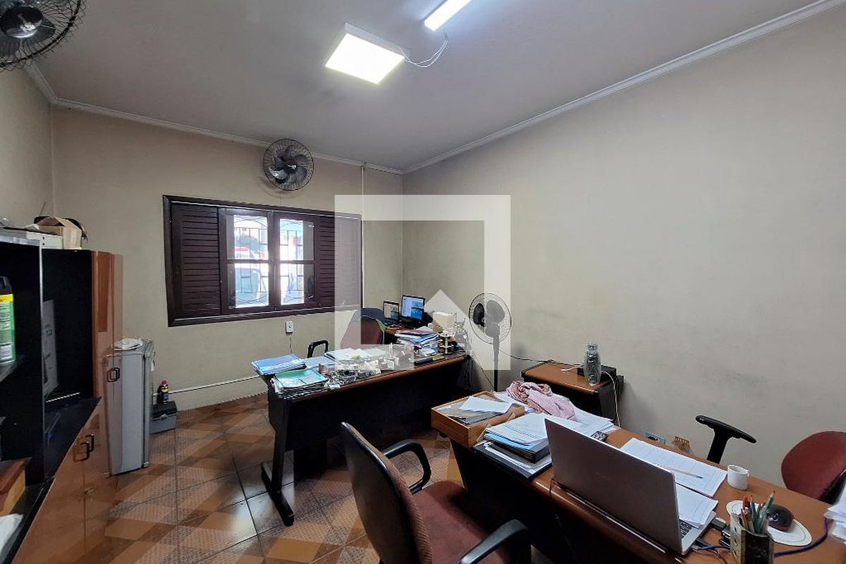 Casa, 3 quartos, 247 m² - Foto 4