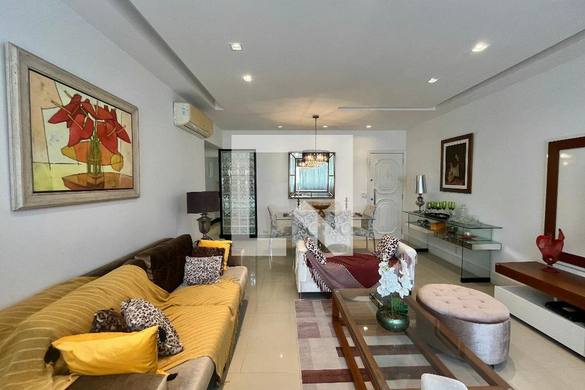 Apartamento, 3 quartos, 130 m² - Foto 2