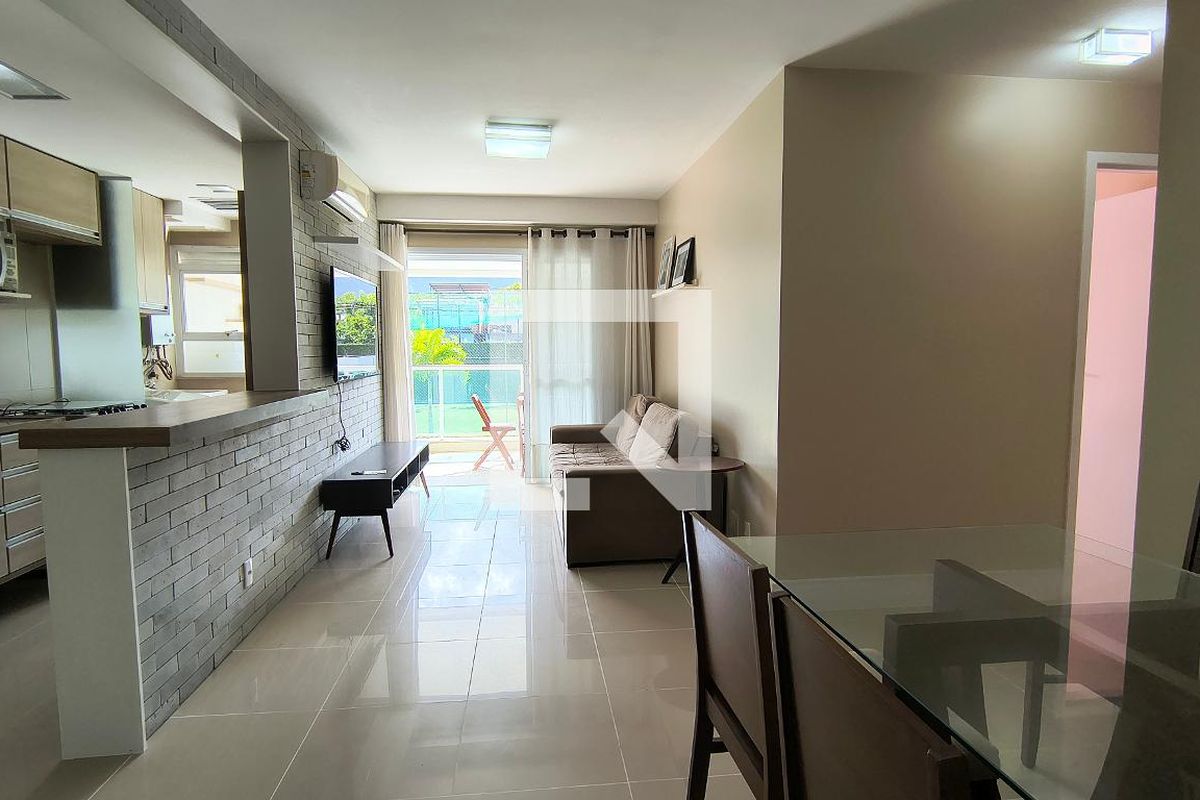 Apartamento, 2 quartos, 72 m² - Foto 2