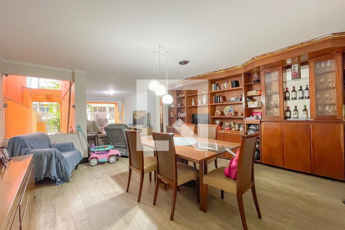 Casa, 5 quartos, 333 m² - Foto 2
