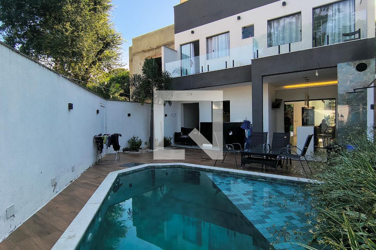 Casa, 3 quartos, 240 m² - Foto 49