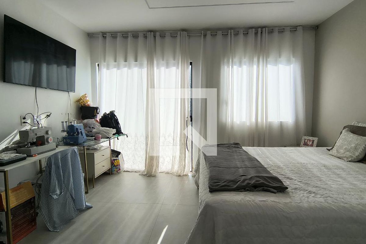 Casa, 3 quartos, 240 m² - Foto 9