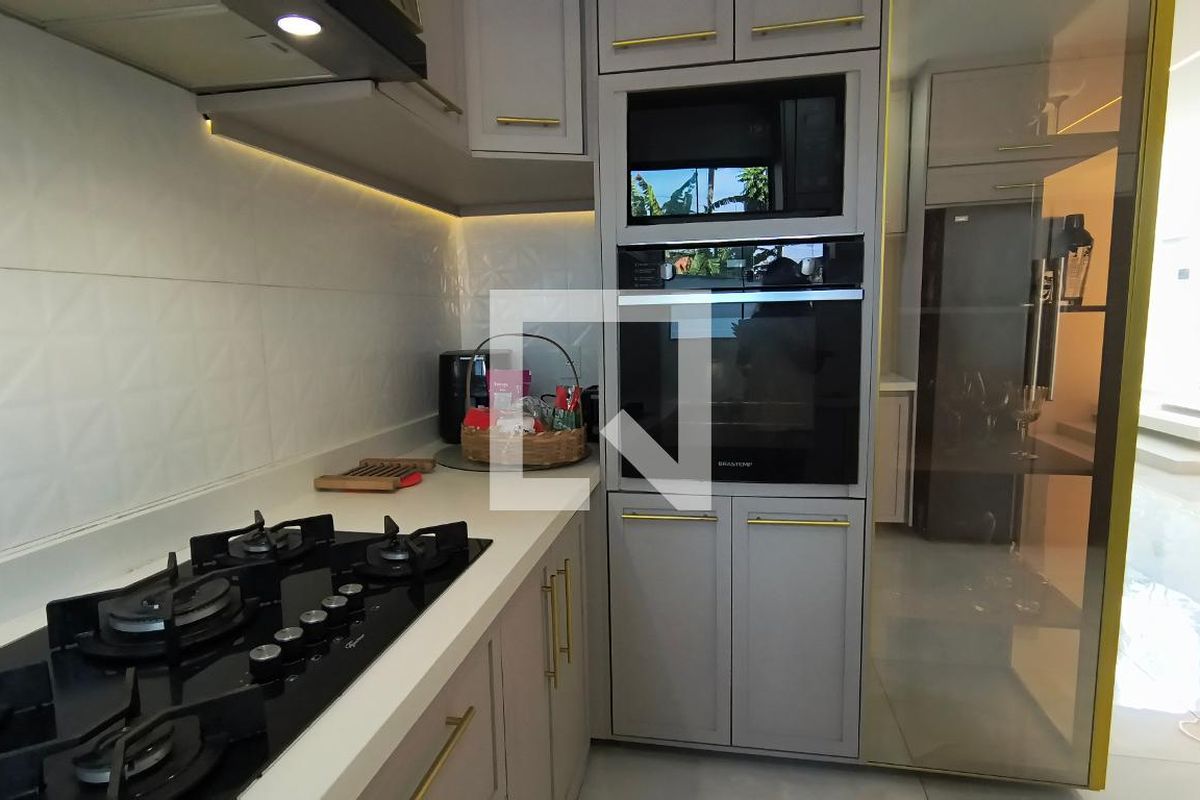 Casa, 3 quartos, 240 m² - Foto 44