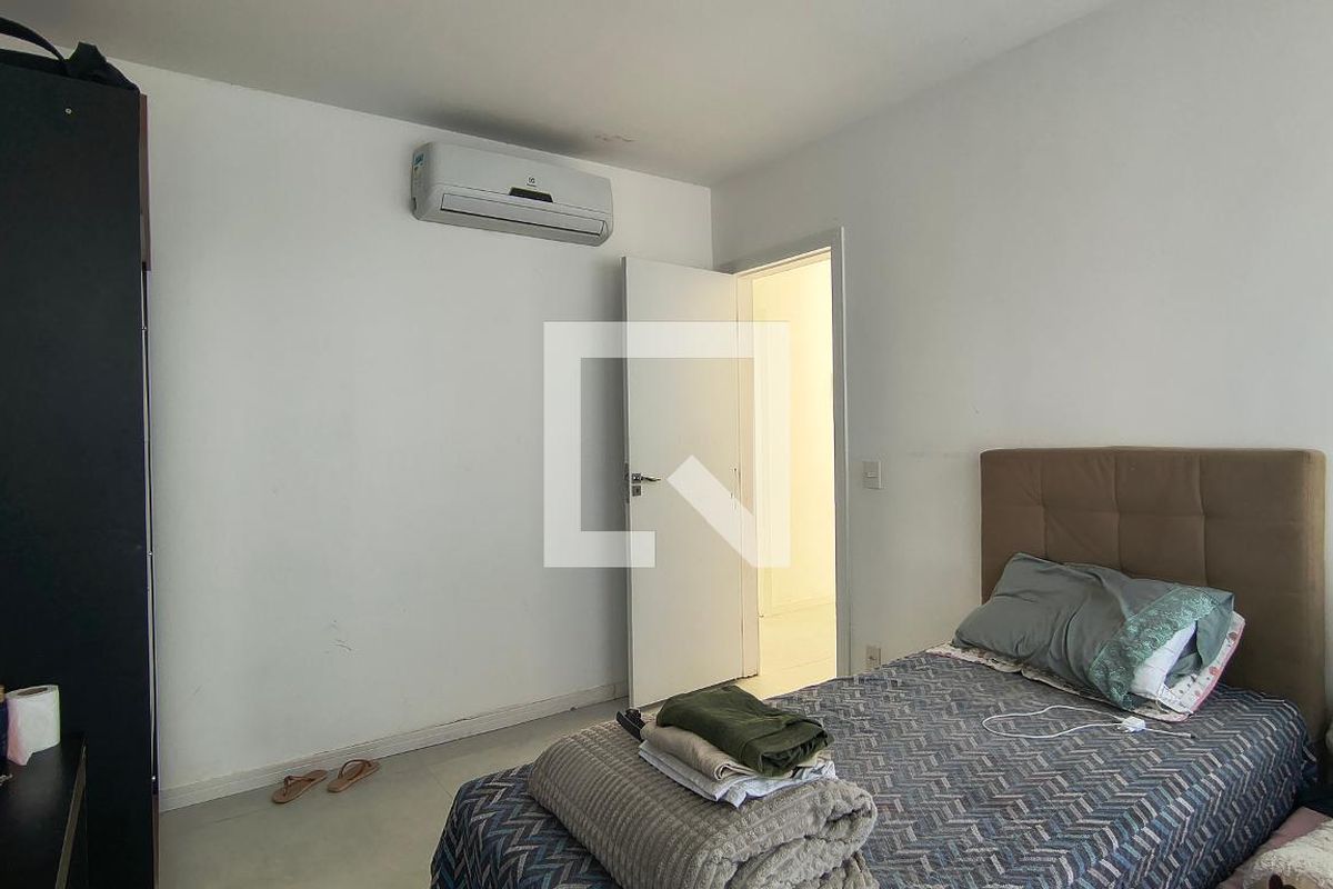 Casa, 3 quartos, 240 m² - Foto 23