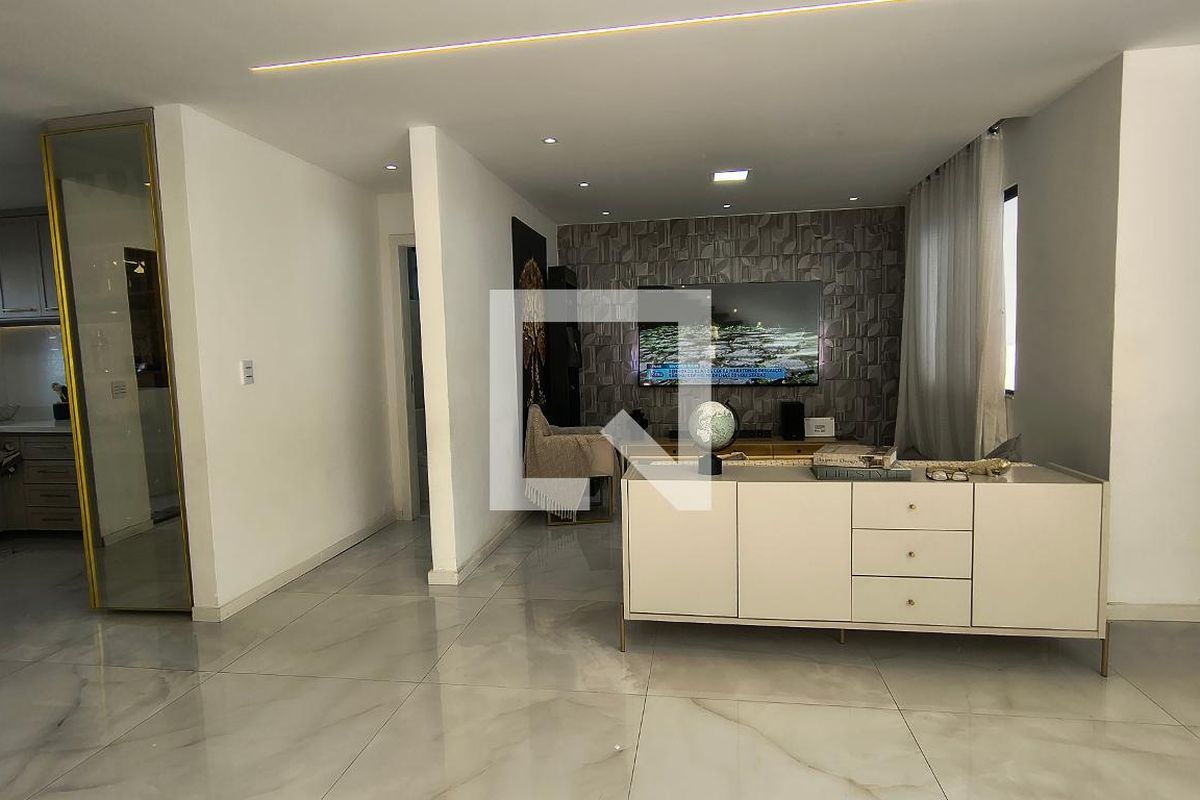 Casa, 3 quartos, 240 m² - Foto 2