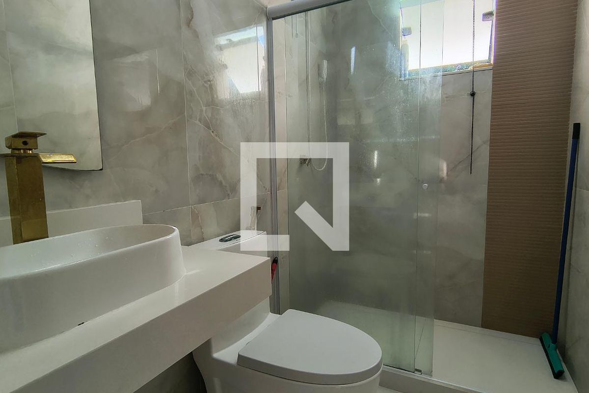 Casa, 3 quartos, 240 m² - Foto 17
