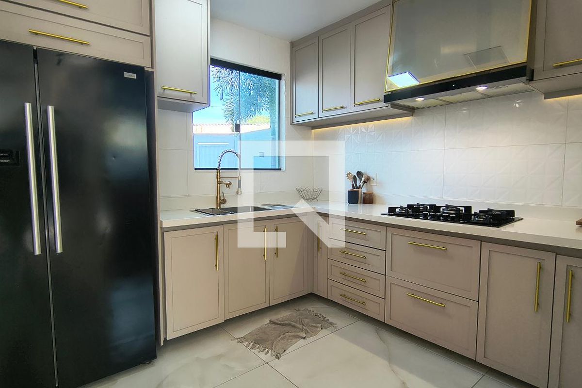Casa, 3 quartos, 240 m² - Foto 42